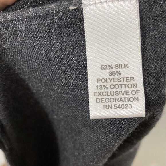 Banana Republic Sweater Womens Medium Gray Silk Blend Applique Cardigan Floral - Picture 14 of 15